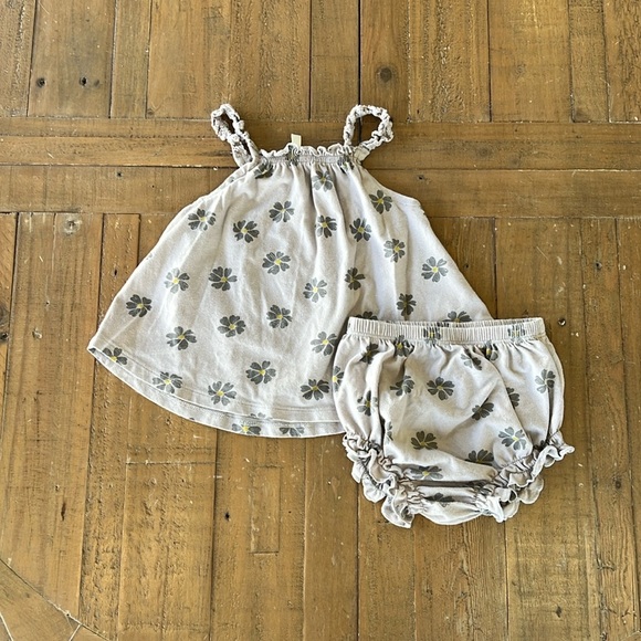 Rylee + cru gray floral matching set - Picture 1 of 8